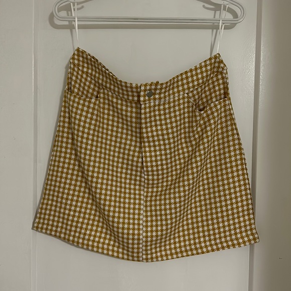 **TAGS ON Nasty Gal Mini Gingham Skirt - Picture 1 of 4
